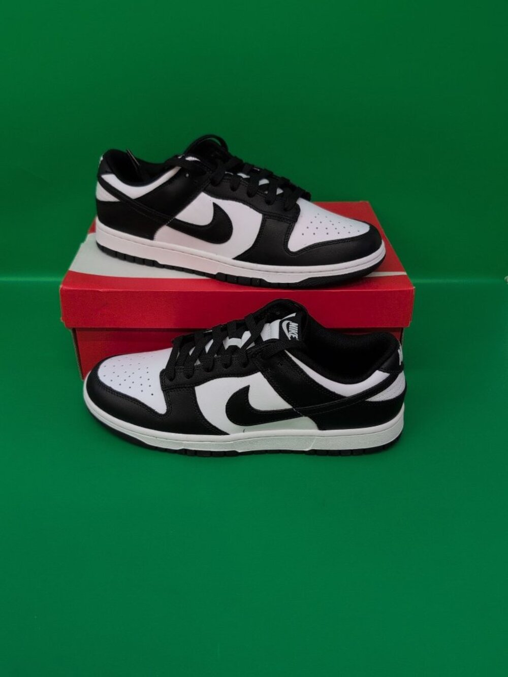 Nike Dunk Low Retro Panda Sneakers Men's Athletic Shoes US 11.5 White Black